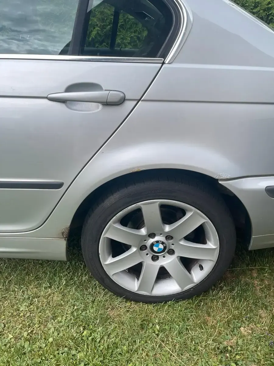 Gebraucht BMW 323 170 PS (125 kW) 1999 Silber Limousine