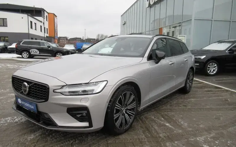 Occasion Volvo V60 Plus 197 ch (144 kW) 2025 Argent Break