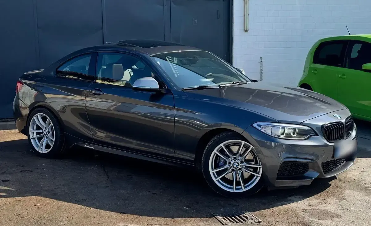 Gebraucht BMW M235 M Performance 326 PS (239 kW) 2015 Grau Coupé