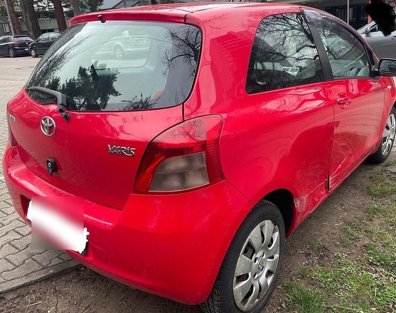Gebraucht Toyota Yaris 87 PS (63 kW) 2007 Rot Kleinwagen