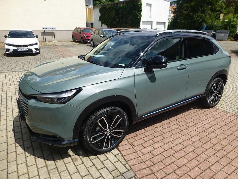 Sage grün Neu 2025 Honda HR-V Advance SUV | 38.800 € (Etwas zu teuer) - Bild 1/4