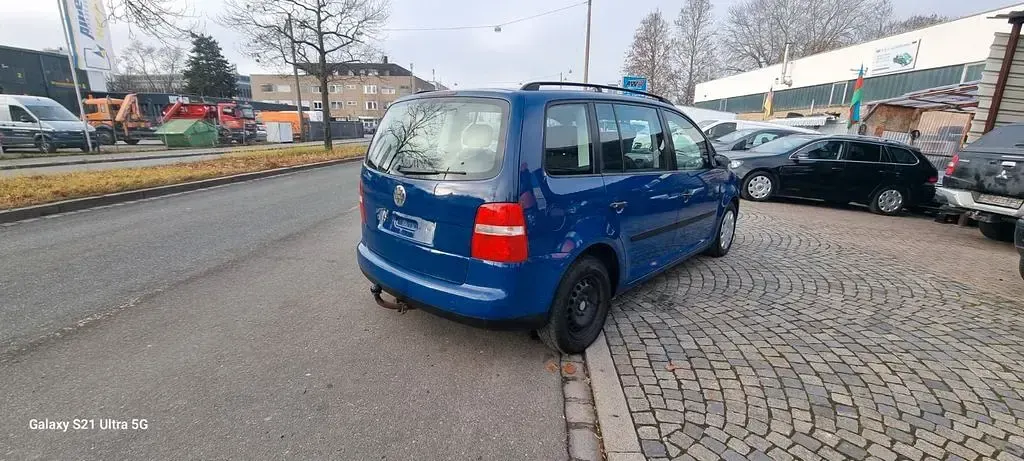 Gebraucht VW Touran Basis 116 PS (85 kW) 2004 Blau Van / Kleinbus