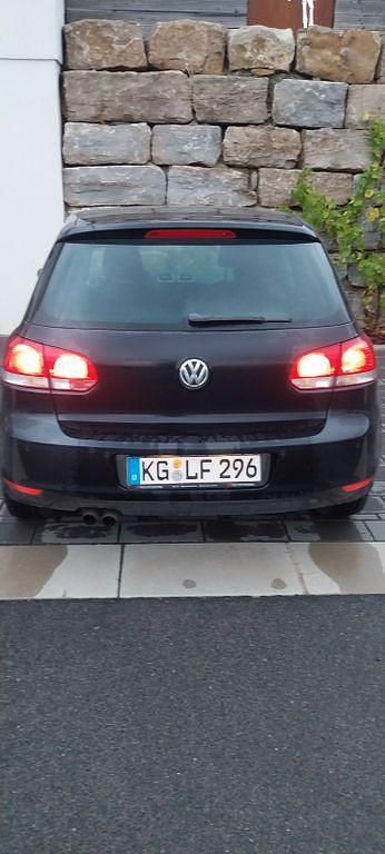 Schwarz Gebraucht 2012 VW Golf VII Match Limousine | 4.800 € (Superpreis) - Bild 1/4
