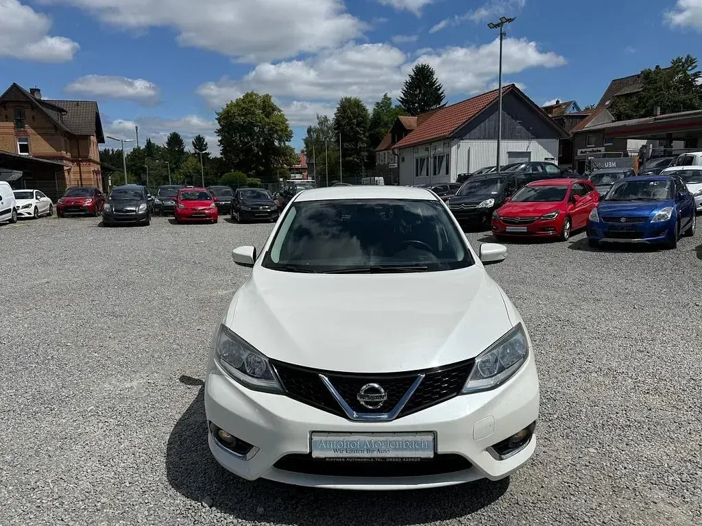 Gebraucht Nissan Pulsar 116 PS (85 kW) 2015 Weiß Kleinwagen