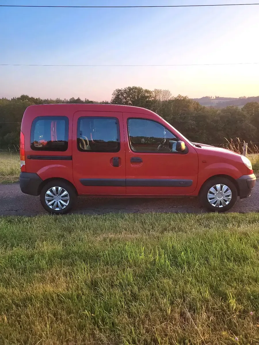 Gebraucht Renault Kangoo 75 PS (55 kW) 2005 Rot Van / Kleinbus