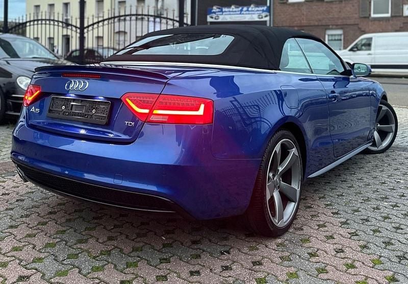 Używany Audi A5 Cabriolet S-Line 190 KM (139 kW) 2016 Niebieski Kabriolet