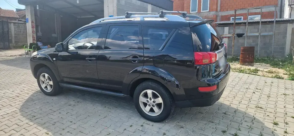 Gebraucht Peugeot 4007 151 PS (111 kW) 2012 Schwarz SUV