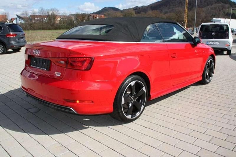 Gebraucht Audi A3 Cabriolet Ambition 150 PS (110 kW) 2016 Brillantrotschwarz Cabrio