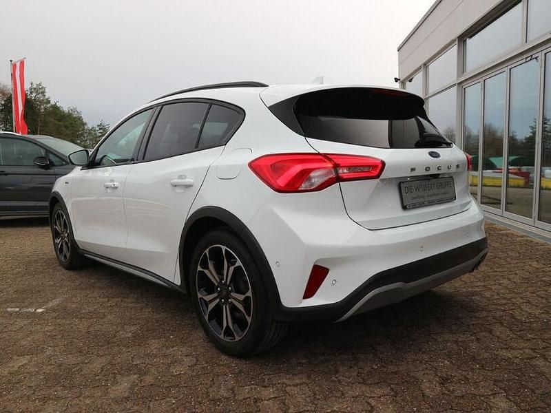 Gebraucht Ford Focus Active 150 PS (110 kW) 2019 Frostweiß Limousine