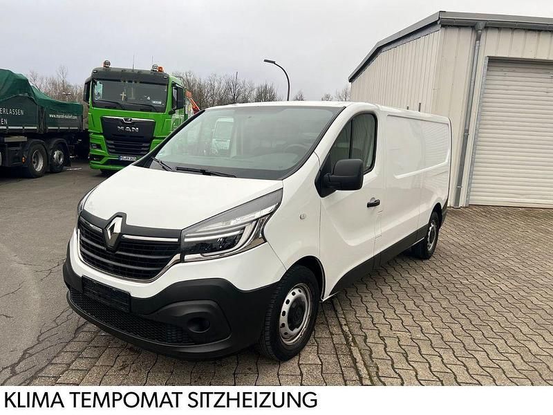Gebraucht Renault Trafic Komfort 145 PS (106 kW) 2021 Weiß Van / Kleinbus