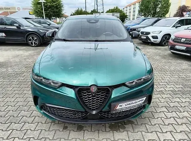 Gebraucht Alfa Romeo Tonale Veloce 160 PS (117 kW) 2023 Grün SUV