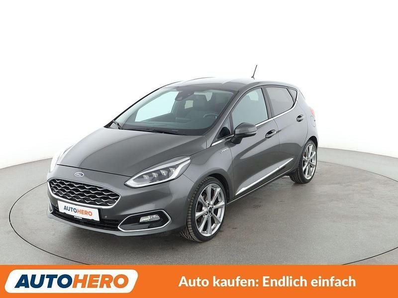 Grau Gebraucht 2018 Ford Fiesta Vignale Limousine | 14.790 € (Fairer Preis) - Bild 1/3