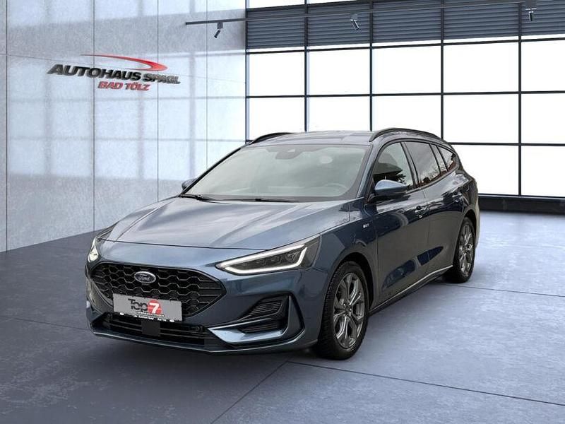 Gebraucht Ford Focus ST-Line 155 PS (114 kW) 2023 Chromablau (blau) Kombi