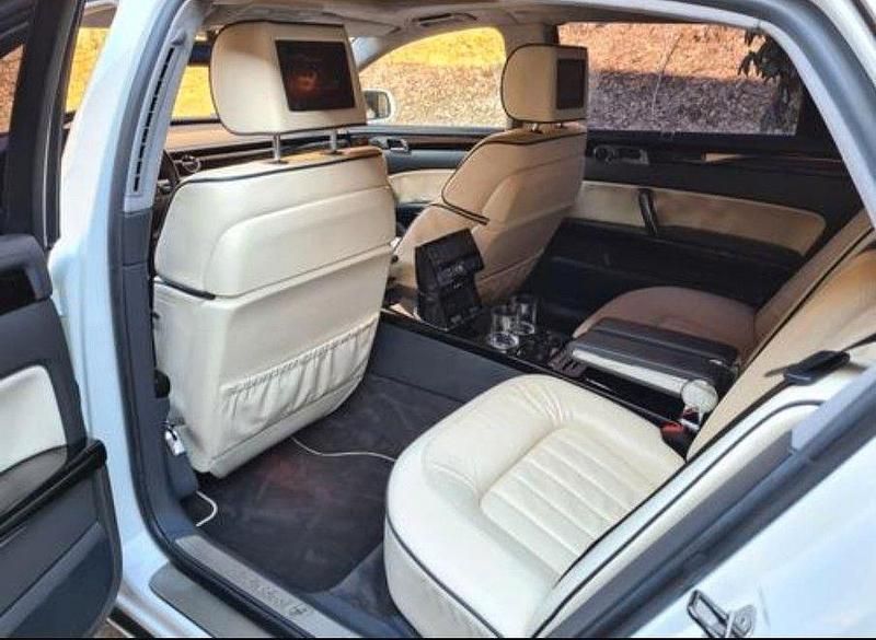 Usata VW Phaeton 334 CV (245 kW) 2007 Bianco Berlina