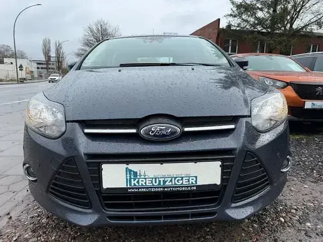 Usata Ford Focus 125 CV (91 kW) 2012 Grigio Berlina