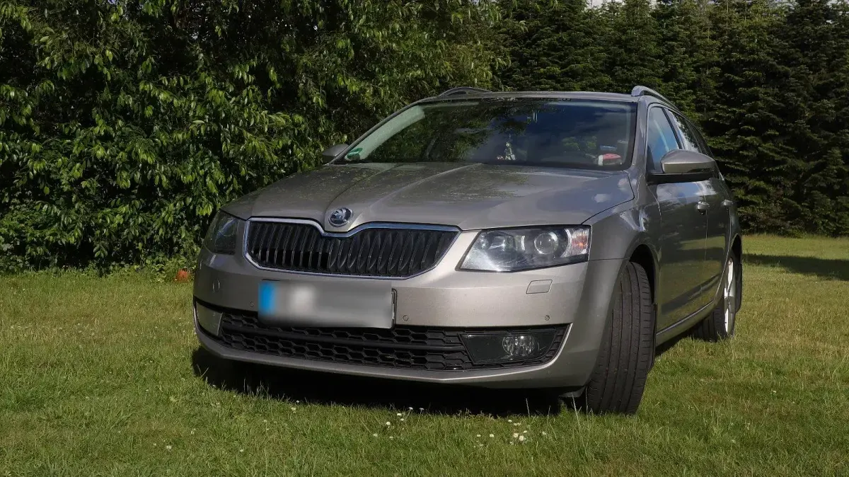 Gebraucht Skoda Octavia 180 PS (132 kW) 2013 Silber Kombi