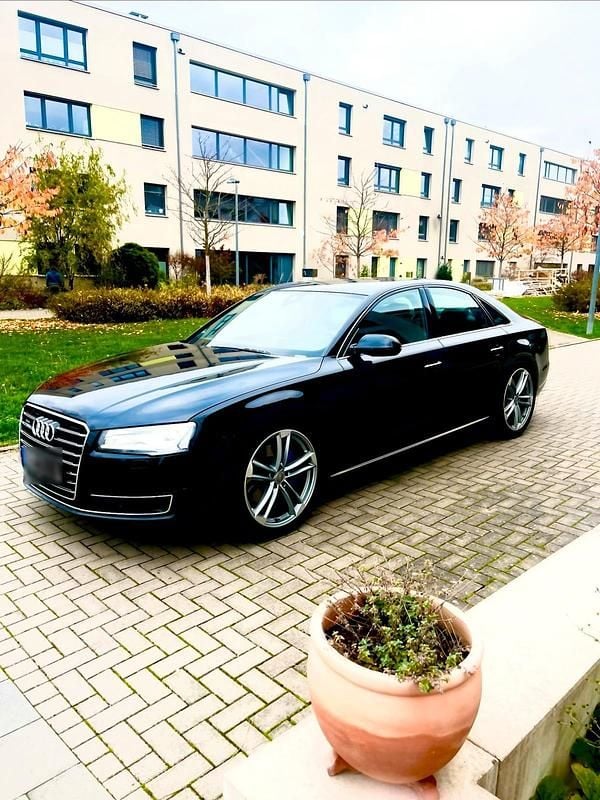 Gebraucht Audi A8 Ambiente 262 PS (192 kW) 2015 Schwarz Limousine