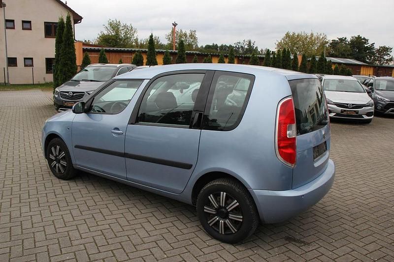 Blau Gebraucht 2006 Skoda Roomster Style Kombi | 1.990 € (Etwas zu teuer) - Bild 1/4