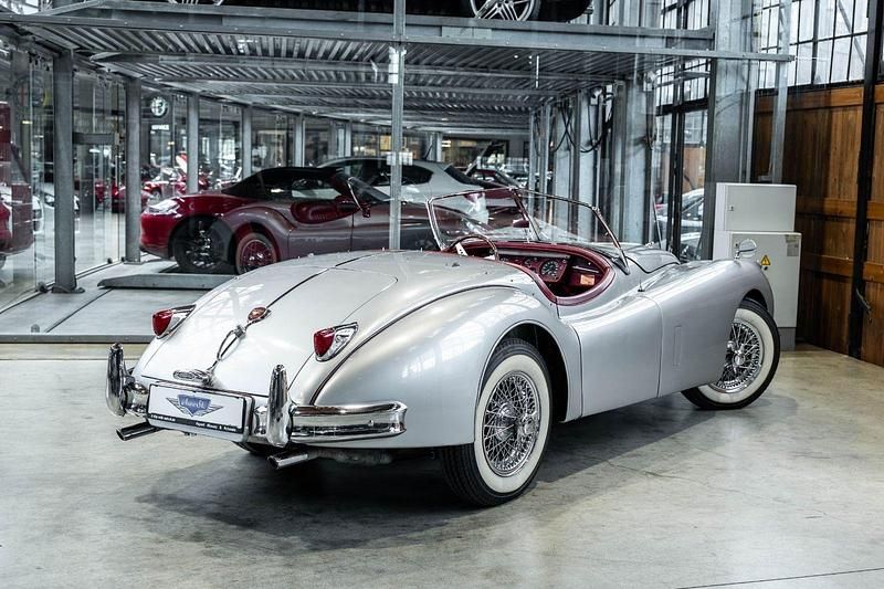 Gebraucht Jaguar XK Classic 220 PS (161 kW) 1954 Silber Cabrio