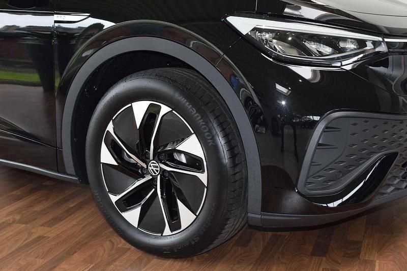 Gebraucht VW ID.5 Pro Performance 150 kW (204 PS) 2023 Grenadillschwarz metallic SUV