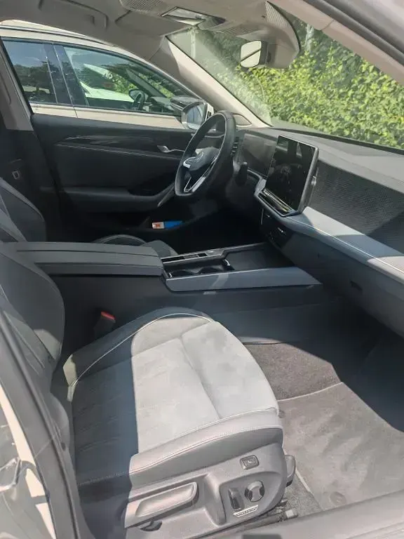 Gebraucht VW Passat Business 150 PS (110 kW) 2024 Weiß Kombi