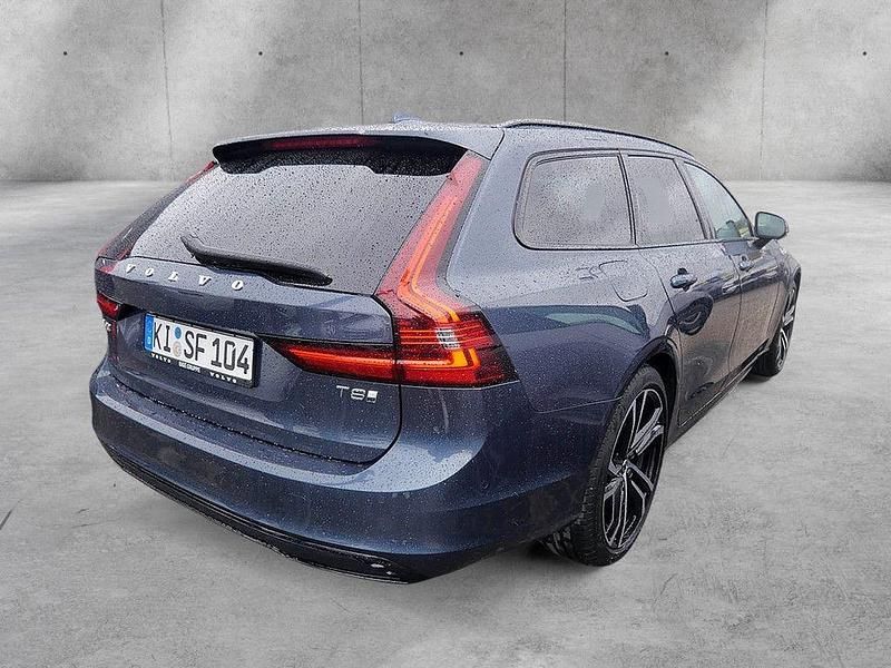 Gebraucht Volvo V90 Plus 455 PS (334 kW) 2025 Blau Kombi