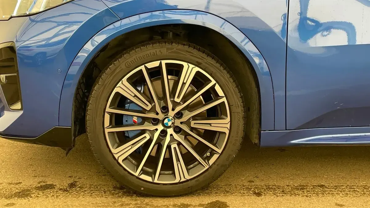 Gebraucht BMW X2 Efficient Dynamics 301 PS (221 kW) 2025 M portimao blau metallic SUV
