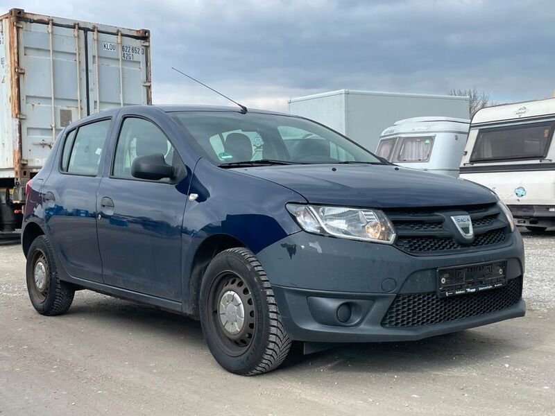 Blau Gebraucht 2014 Dacia Sandero Essentiel Kleinwagen | 1.500 € - Bild 1/4