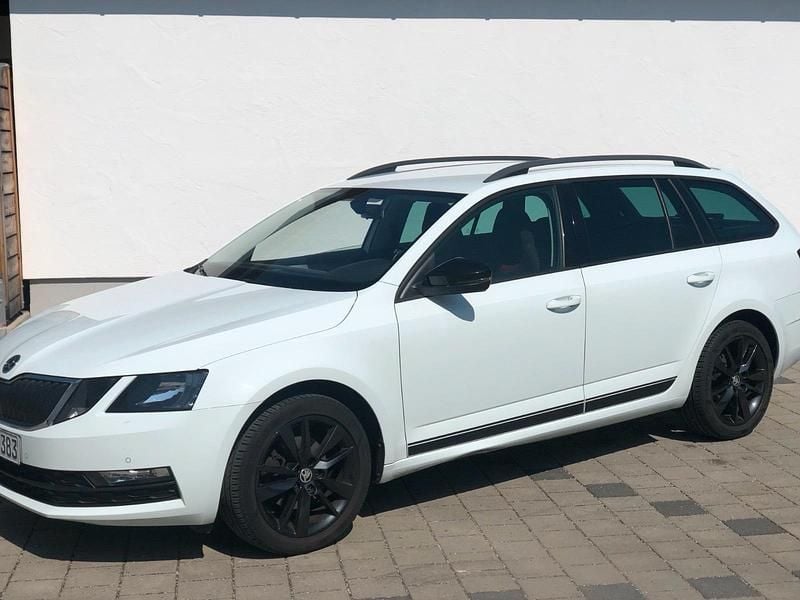 Weiß Gebraucht 2017 Skoda Octavia Dynamic Kombi | 13.250 € - Bild 1/4
