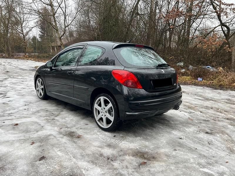 Gebraucht Peugeot 207 Platinum 150 PS (110 kW) 2007 Schwarz Coupé