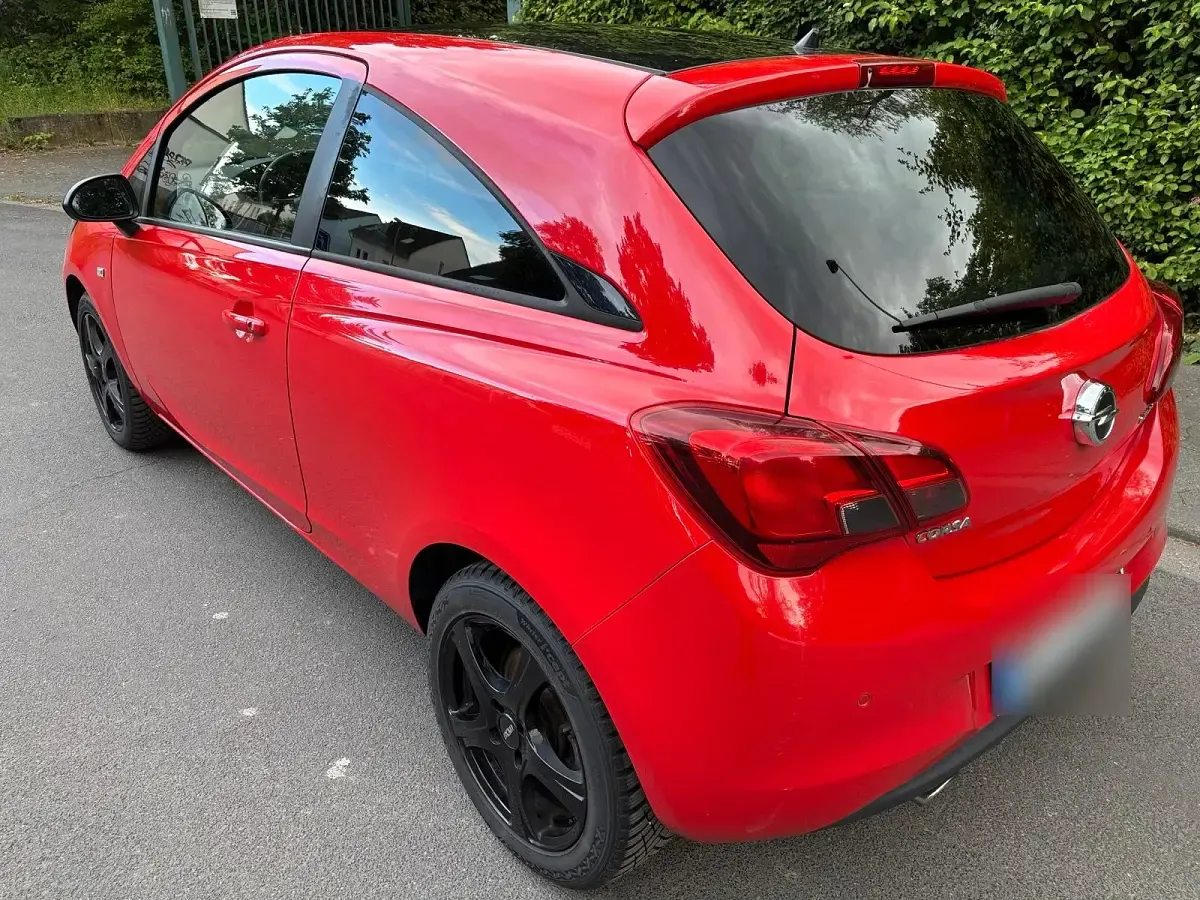 Gebraucht Opel Corsa Color Edition 100 PS (73 kW) 2015 Rot Kleinwagen