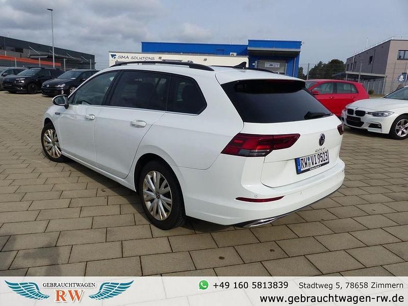 Gebraucht VW Golf VII 150 PS (110 kW) 2021 Weiß Kleinwagen