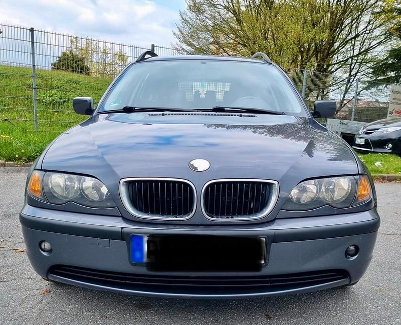 Second-hand BMW 318 143 CP (105 kW) 2003 Gri Break