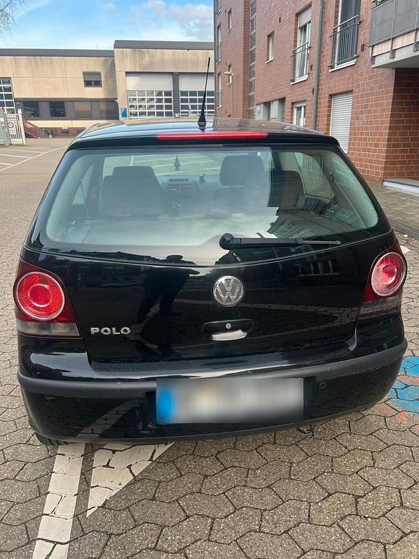 Gebraucht VW Polo 56 PS (41 kW) 2006 Schwarz Kleinwagen