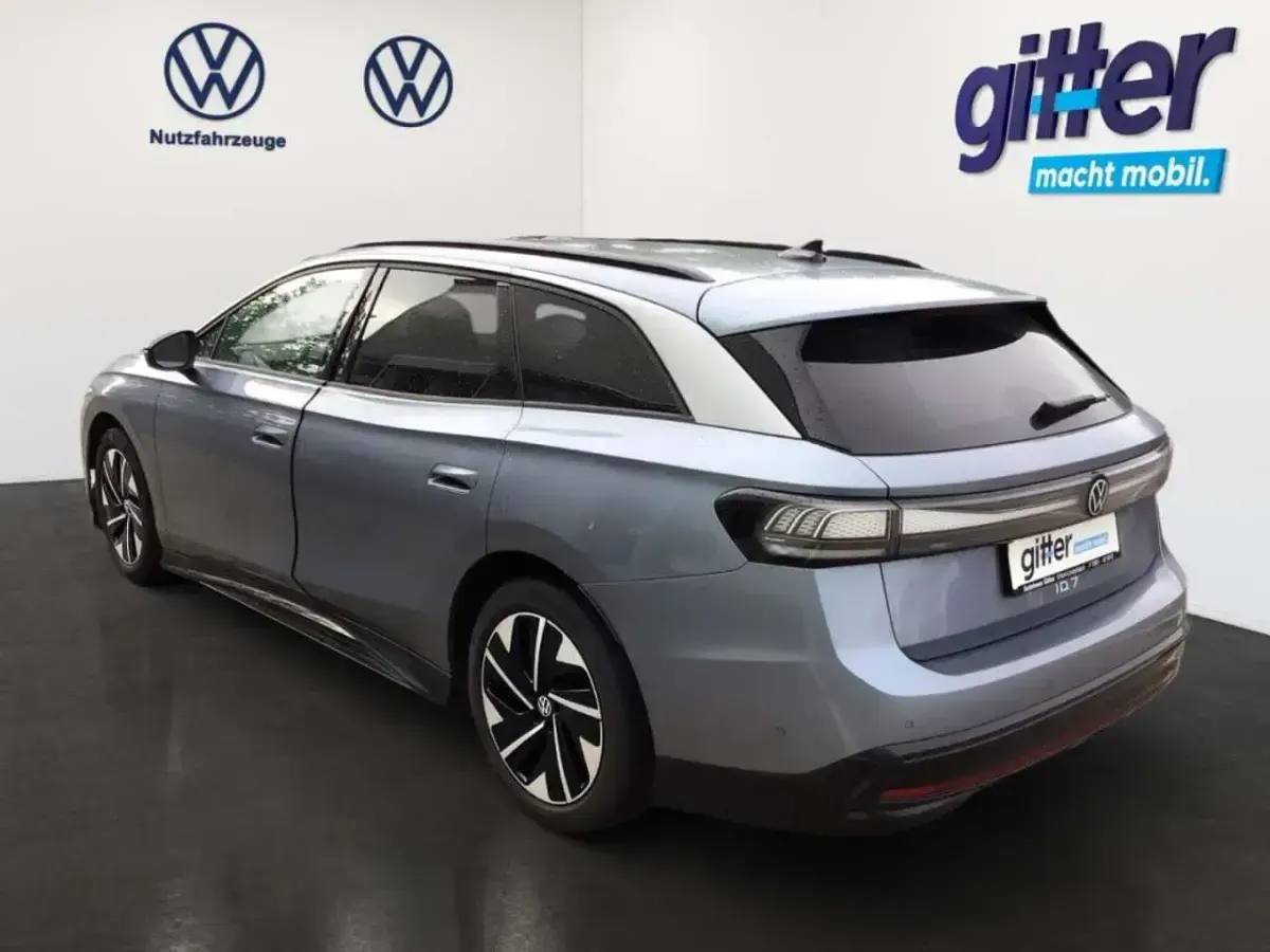 Gebraucht VW ID.7 Pro 210 kW (286 PS) 2025 Stonewashed blue metallic Kombi