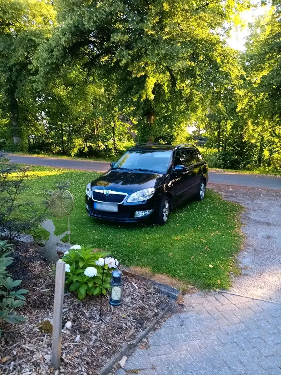 Gebraucht Skoda Fabia 86 PS (63 kW) 2011 Schwarz Kleinwagen