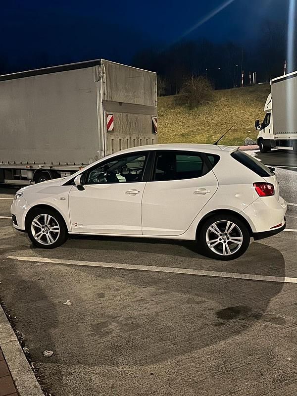 Gebraucht Seat Ibiza Copa 105 PS (77 kW) 2011 Weiß Kleinwagen