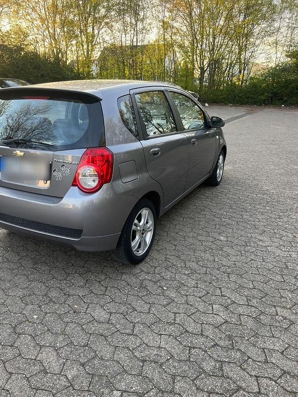 Gebraucht Chevrolet Aveo 101 PS (74 kW) 2008 Grau Limousine