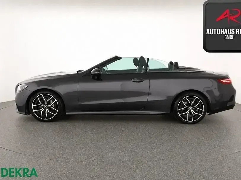 Gebraucht Mercedes E300 AMG 272 PS (200 kW) 2021 Grau (metallic) Cabrio
