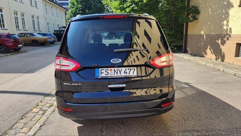 Gebraucht Ford Galaxy Titanium 165 PS (121 kW) 2020 Schwarz Van / Kleinbus