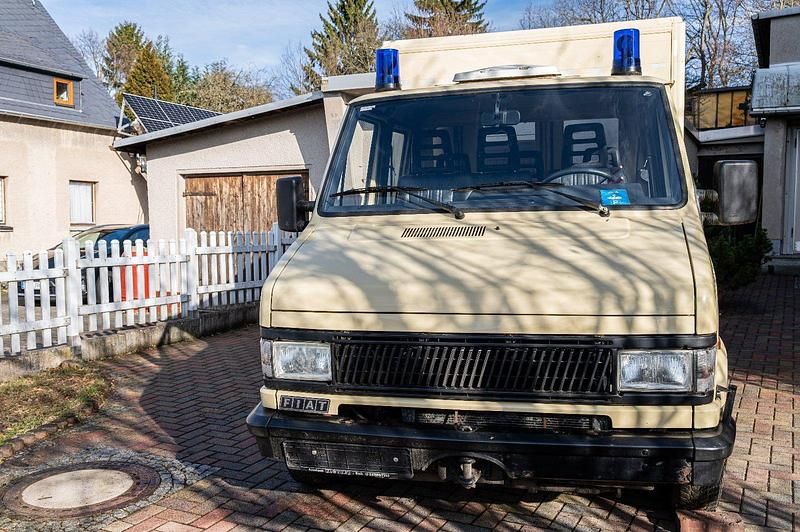 Gebraucht Fiat Ducato 14 75 PS (55 kW) 1994 Beige Van