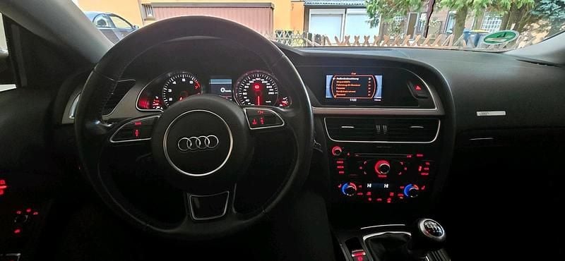 Grau Gebraucht 2013 Audi A5 Coupé | 10.750 € (Guter Preis) - Bild 1/4