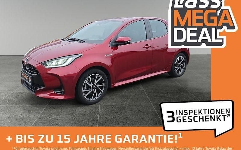 Tokiorot perleffekt Gebraucht 2020 Toyota Yaris Hybrid Basis Kleinwagen | 17.680 € (Fairer Preis) - Bild 1/4