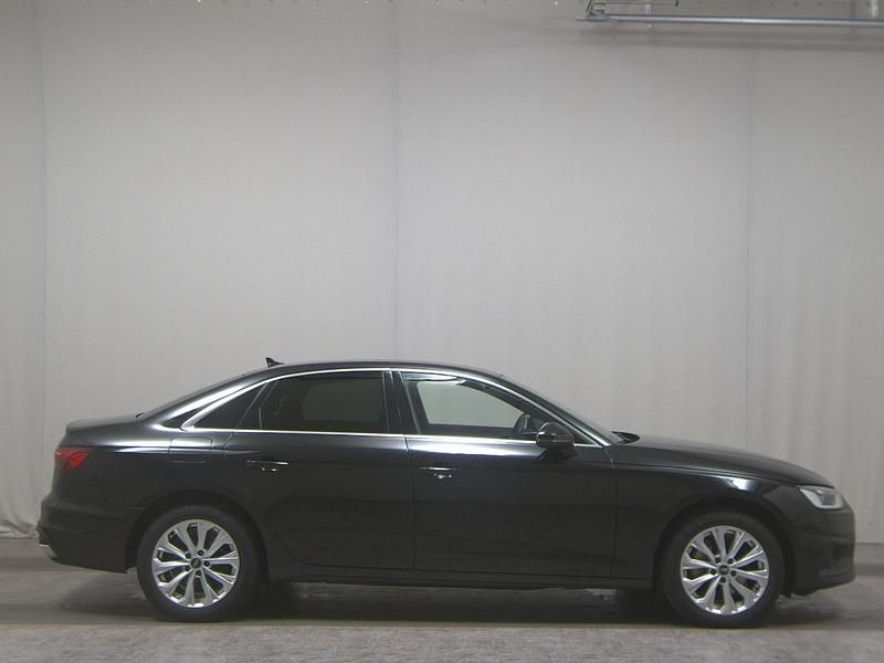 Schwarz Gebraucht 2021 Audi A4 Ambiente Limousine | 21.580 € (Fairer Preis) - Bild 1/4