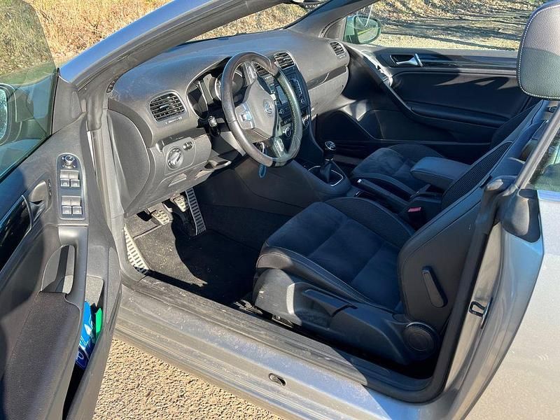 Gebraucht VW Golf Cabriolet 105 PS (77 kW) 2012 Silber Cabrio