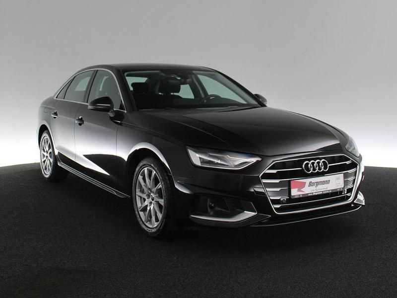 Gebraucht Audi A4 Advanced 204 PS (150 kW) 2022 Mythosschwarz metallic (metallic) Limousine
