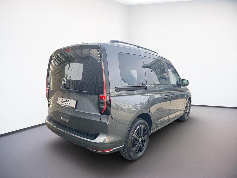 Gebraucht VW Caddy Edition 116 PS (85 kW) 2024 Indiumgrau / deep black perleffekt Van / Kleinbus