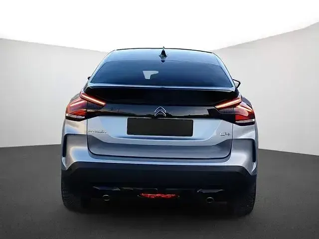 Gebraucht Citroën C4 Shine 131 PS (96 kW) 2023 Grau SUV