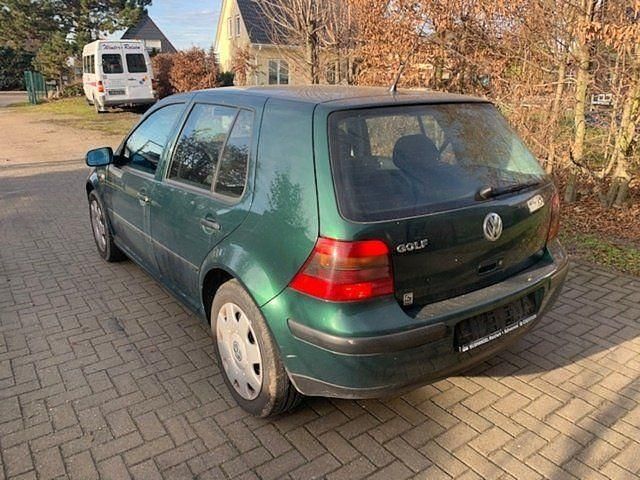 Gebraucht VW Golf IV 75 PS (55 kW) 2000 Grün Limousine