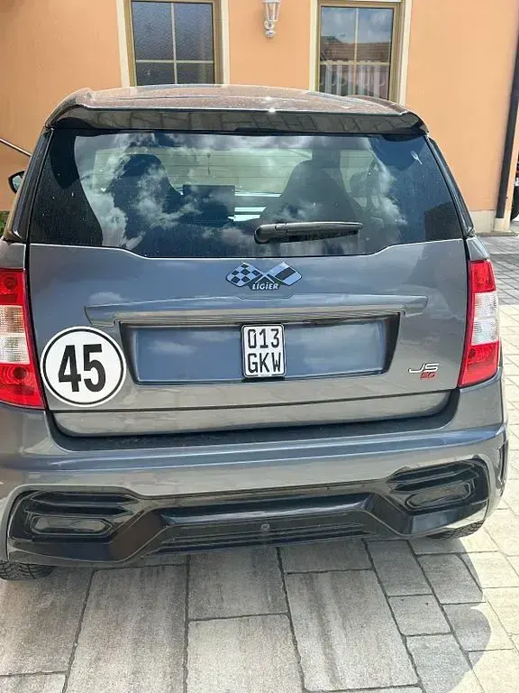 Gebraucht Ligier JS50 2024 Grau Kleinwagen